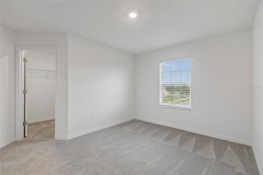 Spacious, unfurnished interior of a new home in , Ruskin (Image 11).