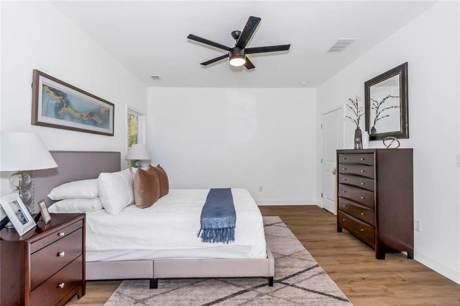 Furnished interior view inside a new home in , Atlanta (Image 15).
