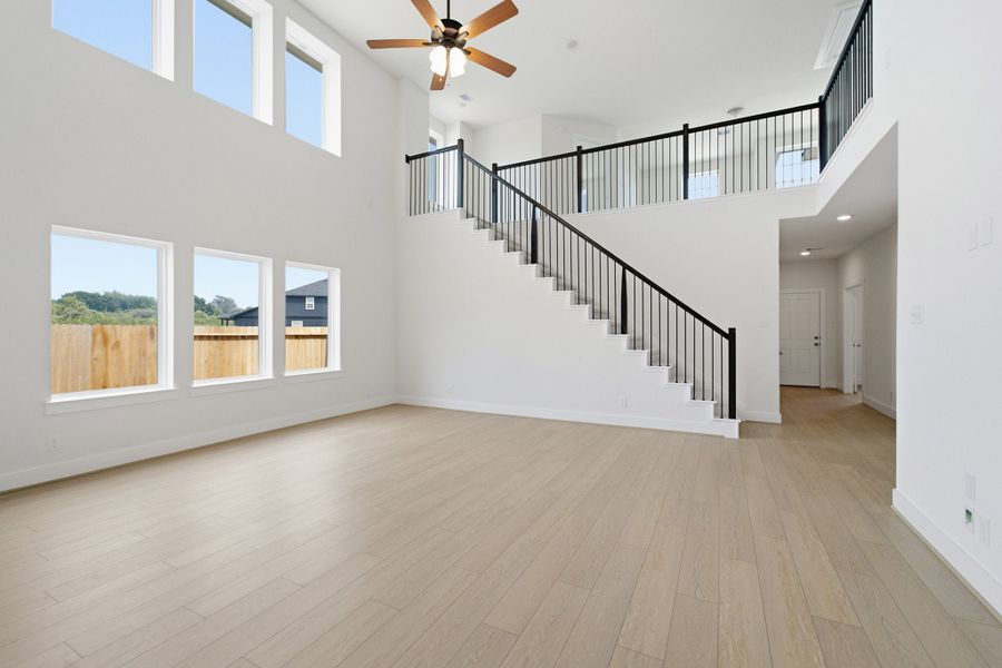 Spacious, unfurnished interior of a new home in Bluestem, Brookshire (Image 25).
