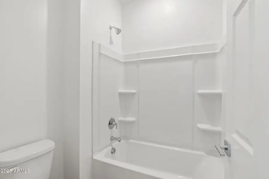 24-web-or-mls-W Mellen Ln-S3009-024 24-web-or-mls-W Mellen Ln-S3009-024