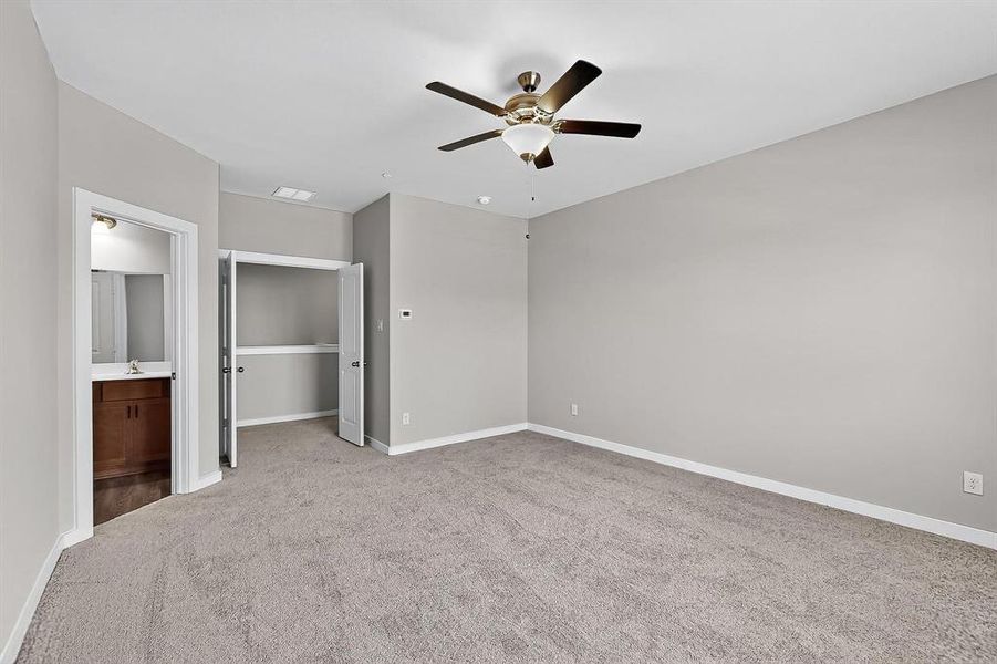 Spacious, unfurnished interior of a new home in Solterra Texas, Mesquite (Image 22). Spacious, unfurnished interior of a new home in Solterra Texas, Mesquite (Image 22).