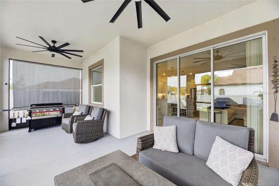 Exterior details and patio area of a home in Southshore Bay Active Adult, Wimauma (Image 32).