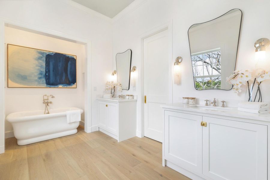 Spacious, unfurnished interior of a new home in , West Palm Beach (Image 16).