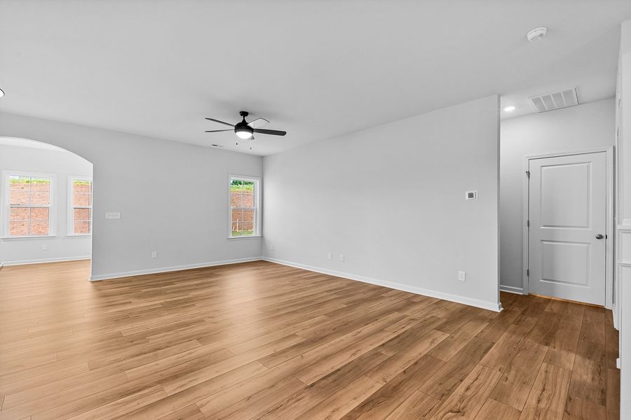 Spacious, unfurnished interior of a new home in Brooke Hill, Lewisville (Image 24). Spacious, unfurnished interior of a new home in Brooke Hill, Lewisville (Image 24).