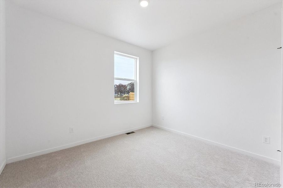 Spacious, unfurnished interior of a new home in Timberleaf, Thornton (Image 21).