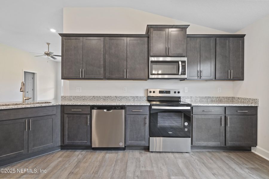 Image 20 of a home in Shadow Crest at Rolling Hills.