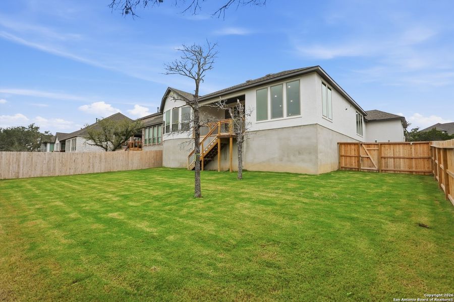 Exterior details and patio area of a home in Kinder Ranch - 70', San Antonio (Image 4).
