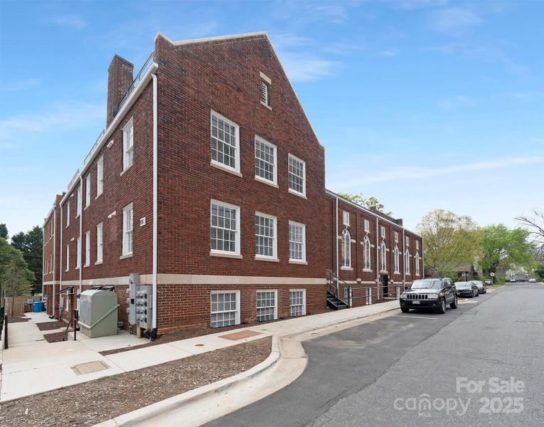 Image 22 of a home in . Image 22 of a home in .