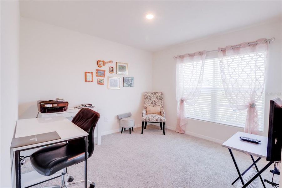 Furnished interior view inside a new home in Huntington Ridge, Ocala (Image 4). Furnished interior view inside a new home in Huntington Ridge, Ocala (Image 4).