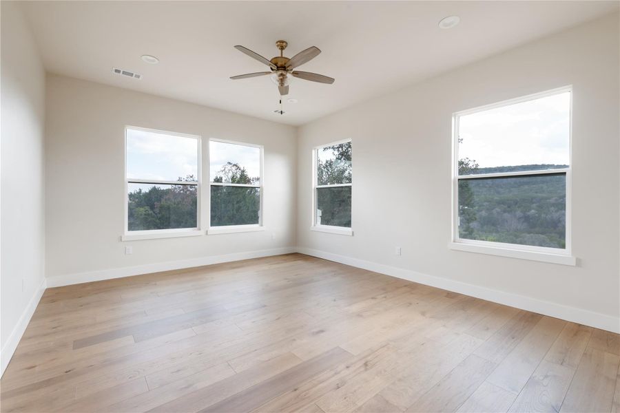 Spacious, unfurnished interior of a new home in , Jonestown (Image 20).