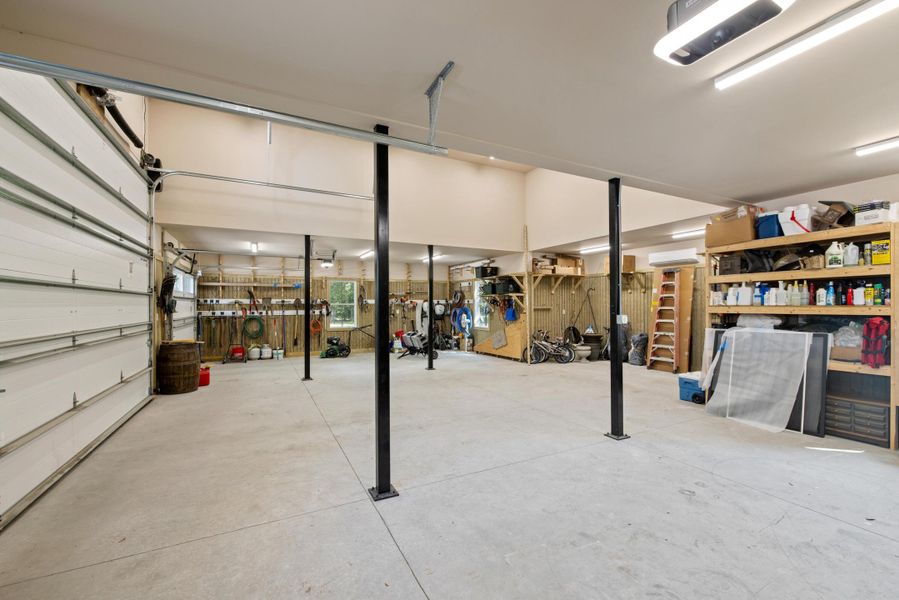 Image 71 of a home in .