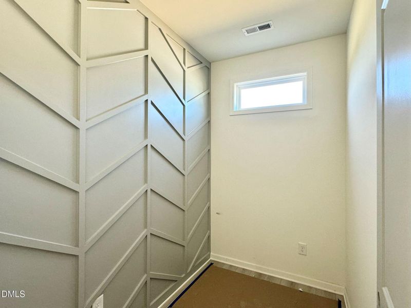 20251015_170907006_iOS