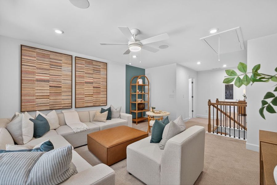 Representative furnished interior of a home built from the Hampton by Pulte Homes in Watermist at Mirror Lake, Villa Rica (Image 55).
