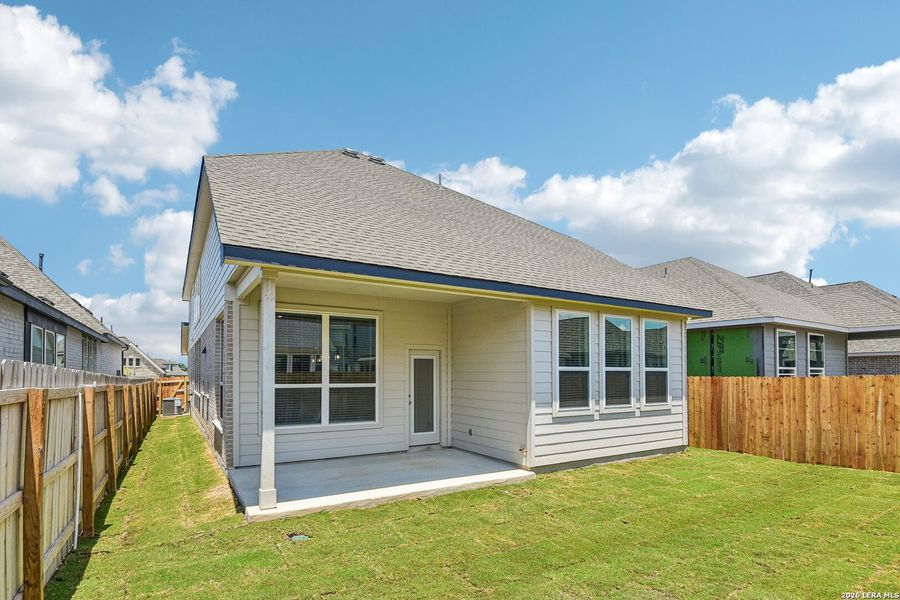 Exterior details and patio area of a home in Legacy at Lake Dunlap, New Braunfels (Image 3).