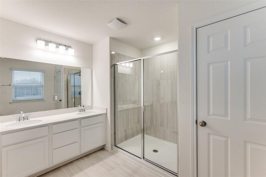 Furnished interior view inside a new home in Eagle Creek, Denton (Image 9). Furnished interior view inside a new home in Eagle Creek, Denton (Image 9).