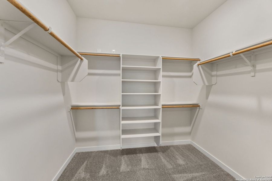 Spacious, unfurnished interior of a new home in , New Braunfels (Image 12).