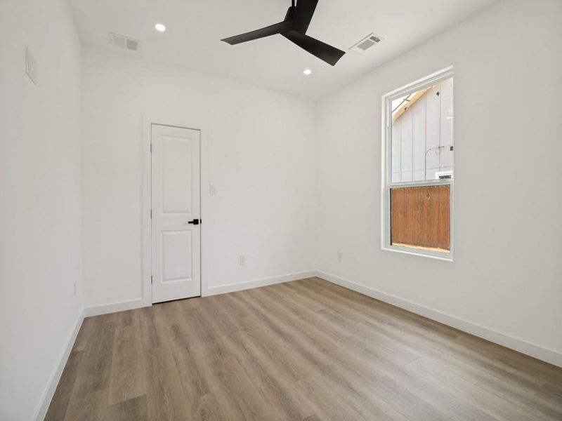 Spacious, unfurnished interior of a new home in , Terrell (Image 14).