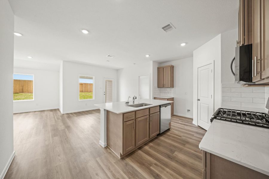 Furnished interior view inside a new home in Chapel Lakes, Montgomery (Image 9).