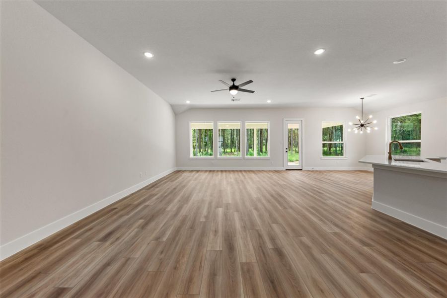 Spacious, unfurnished interior of a new home in Deer Pines, Conroe (Image 28).