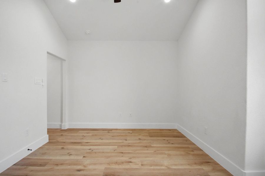 Spacious, unfurnished interior of a new home in , Houston (Image 20). Spacious, unfurnished interior of a new home in , Houston (Image 20).