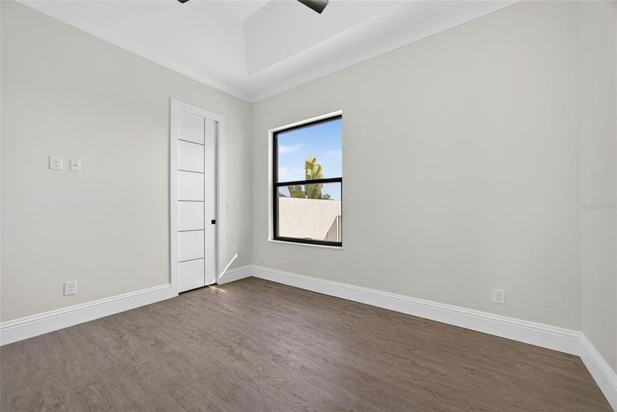 Spacious, unfurnished interior of a new home in , Port Charlotte (Image 38).
