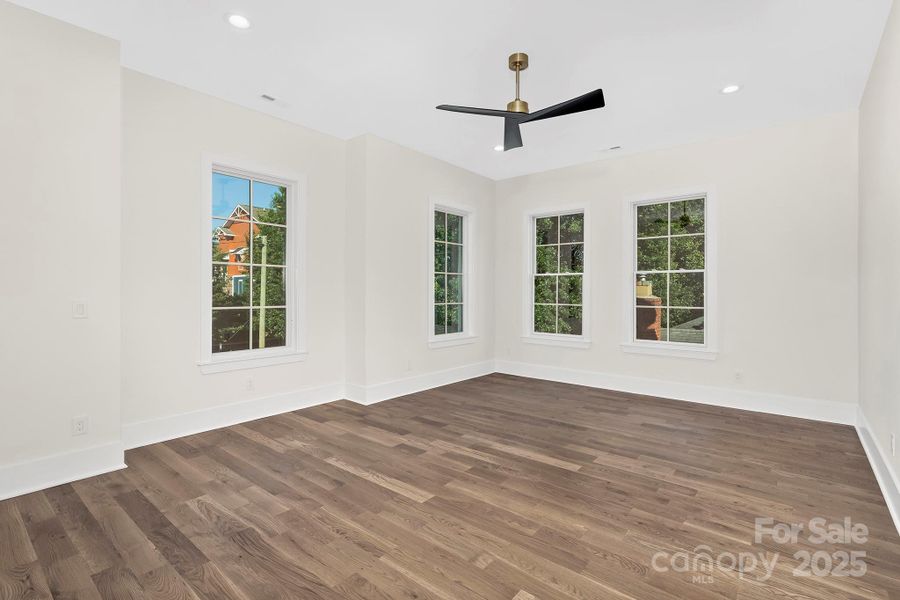 Spacious, unfurnished interior of a new home in , Charlotte (Image 24).