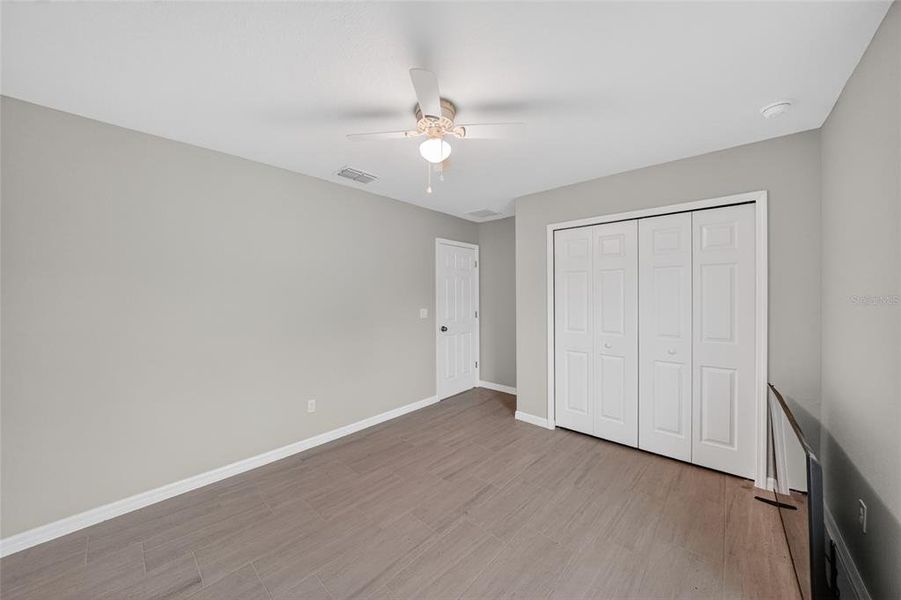 Spacious, unfurnished interior of a new home in , Dunnellon (Image 20).