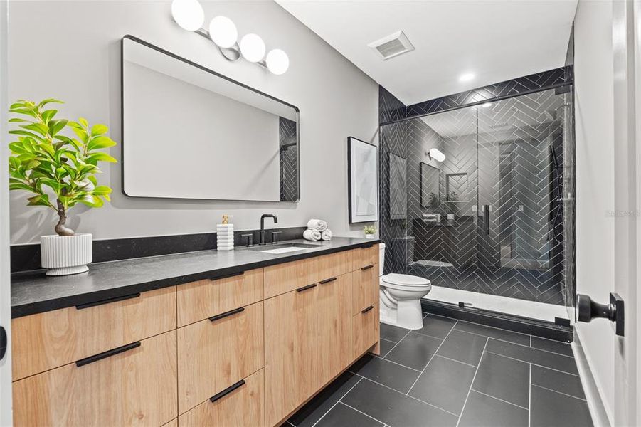 Furnished interior view inside a new home in , Tampa (Image 55).