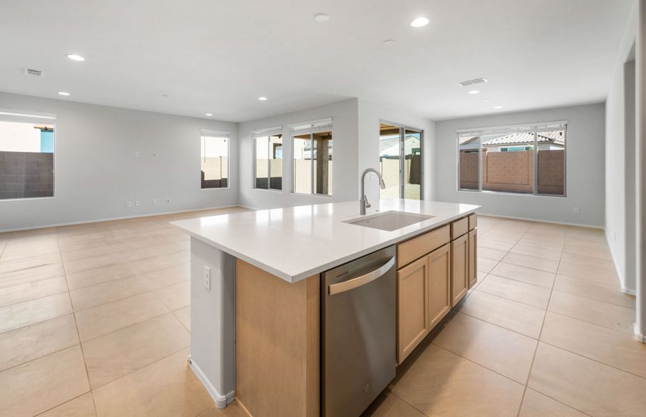 Furnished interior view inside a new home in Sun City Anthem at Merrill Ranch, Florence (Image 9).