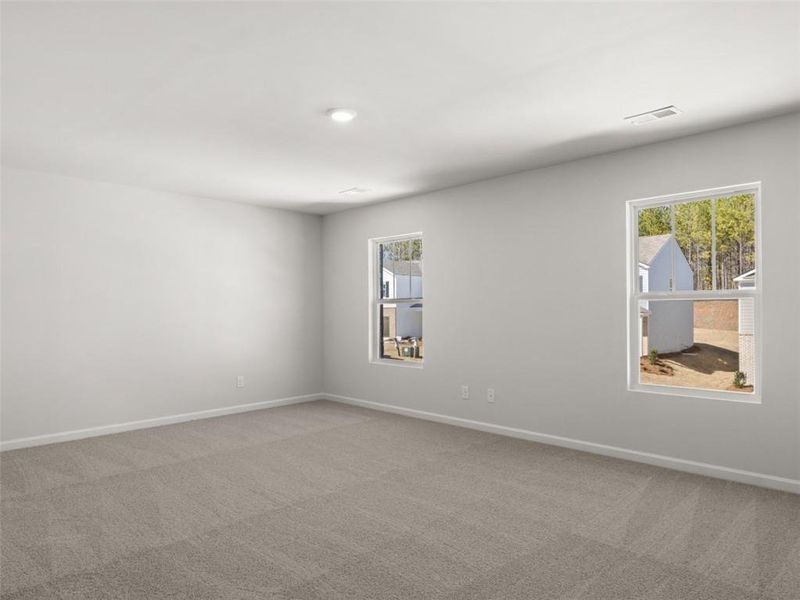 Spacious, unfurnished interior of a new home in Oaks at Cedar Grove, Fairburn (Image 20).