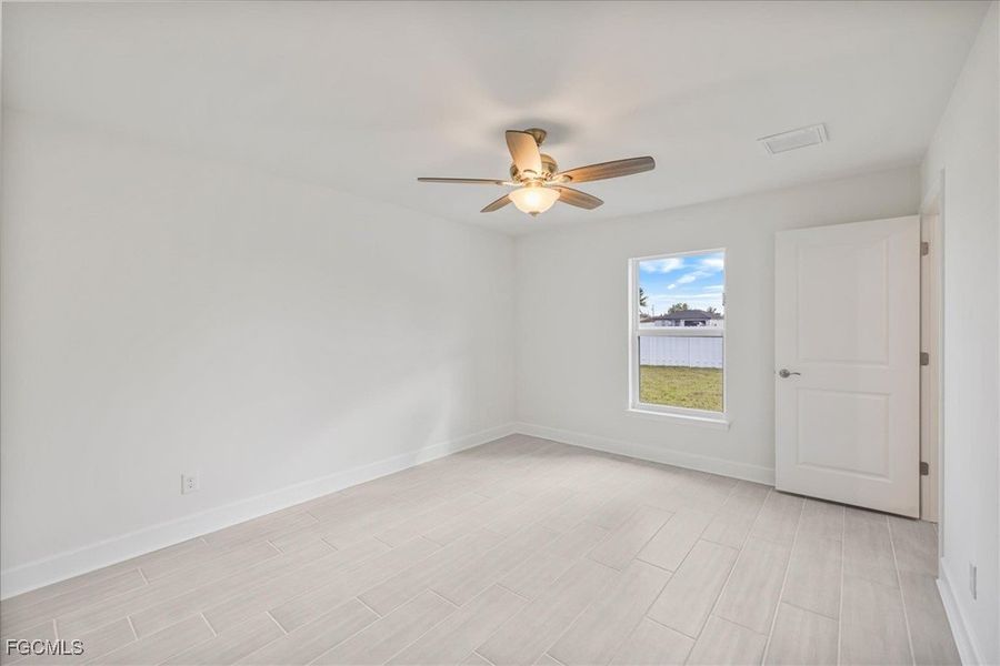 Spacious, unfurnished interior of a new home in Cape Coral, Cape Coral (Image 19). Spacious, unfurnished interior of a new home in Cape Coral, Cape Coral (Image 19).