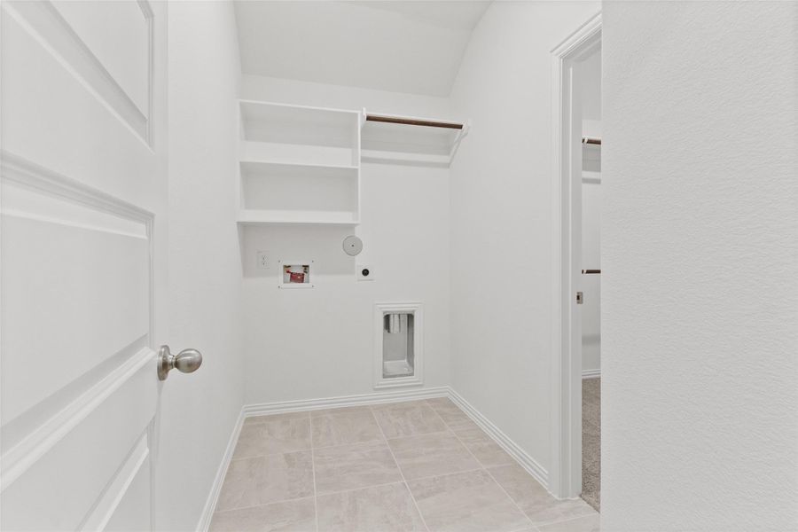 Spacious, unfurnished interior of a new home in Oakwood Estates, Waller (Image 21). Spacious, unfurnished interior of a new home in Oakwood Estates, Waller (Image 21).