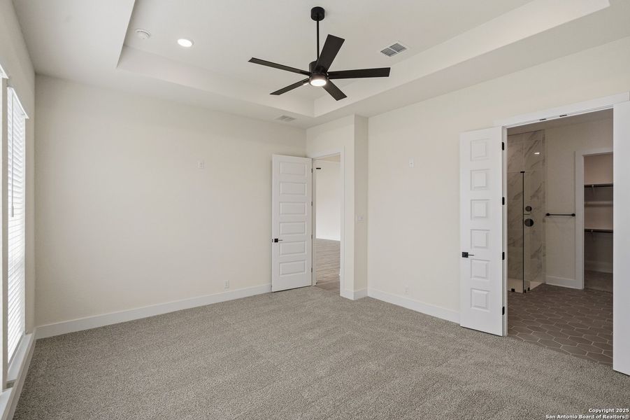 Spacious, unfurnished interior of a new home in Mesa Western, Cibolo (Image 37). Spacious, unfurnished interior of a new home in Mesa Western, Cibolo (Image 37).
