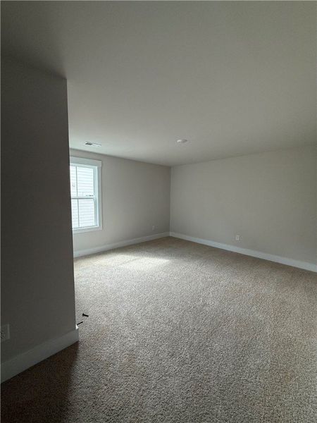 Spacious, unfurnished interior of a new home in Walker's Pointe, Anderson (Image 21).