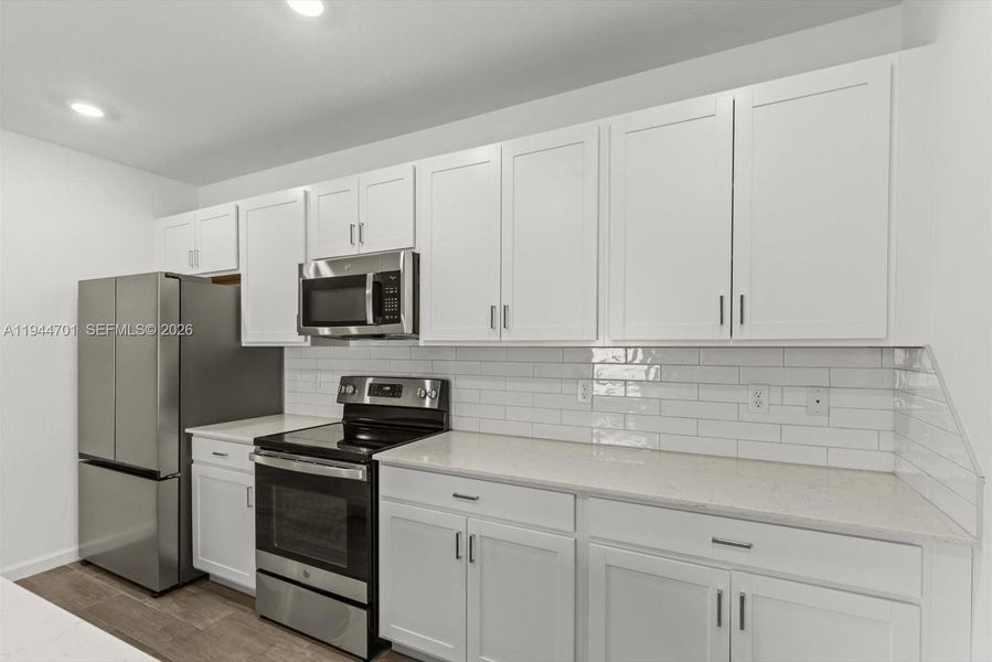 Furnished interior view inside a new home in , Fort Pierce (Image 10).