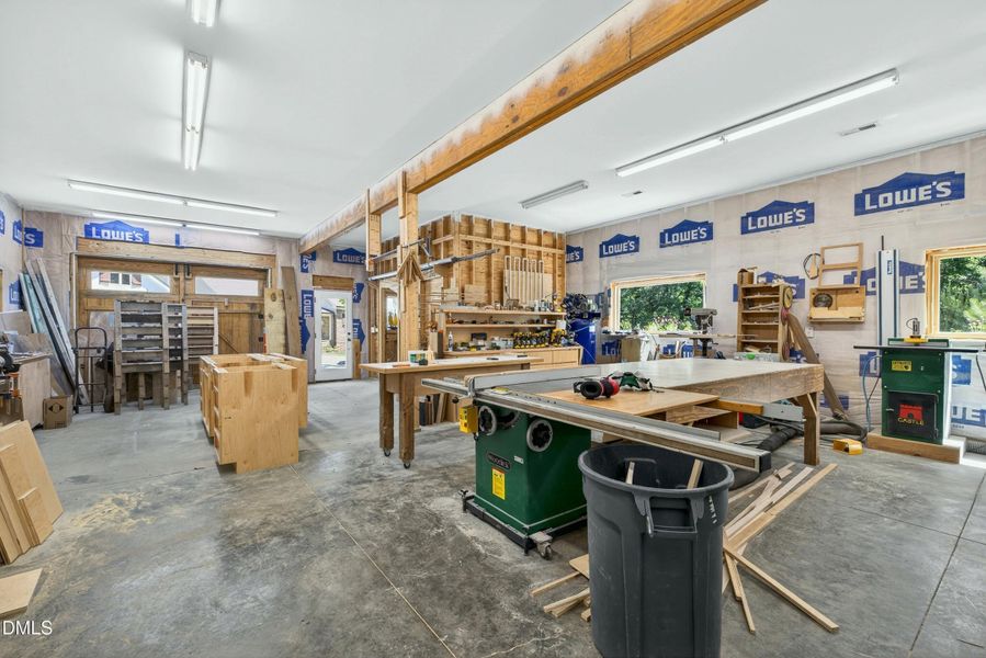 Garage Garage