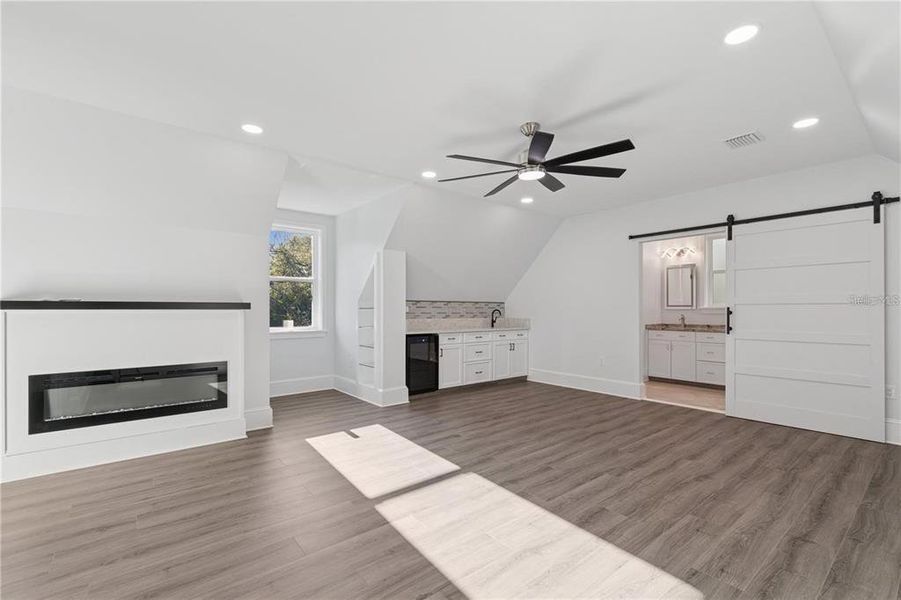 Spacious, unfurnished interior of a new home in , Palm Coast (Image 36). Spacious, unfurnished interior of a new home in , Palm Coast (Image 36).