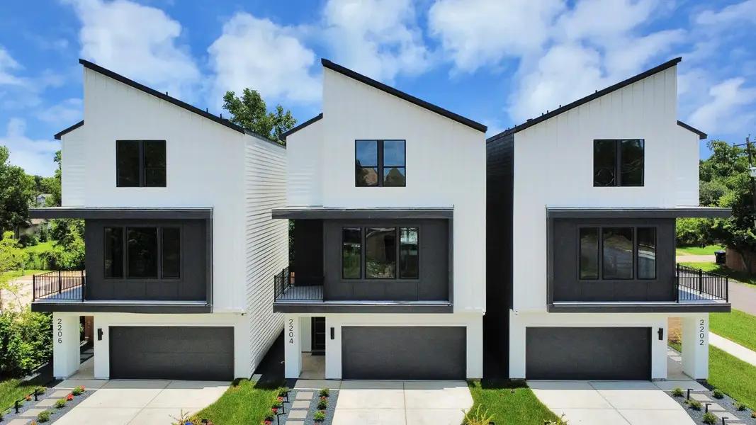 Front exterior of a new home in , Houston, TX, highlighting curb appeal (Image 1). Front exterior of a new home in , Houston, TX, highlighting curb appeal (Image 1).