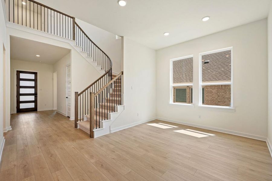 Spacious, unfurnished interior of a new home in Wolf Ranch, Georgetown (Image 34). Spacious, unfurnished interior of a new home in Wolf Ranch, Georgetown (Image 34).