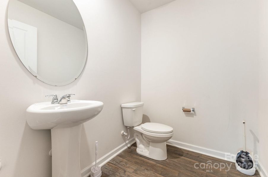 Furnished interior view inside a new home in Abrial Ridge, York (Image 9). Furnished interior view inside a new home in Abrial Ridge, York (Image 9).