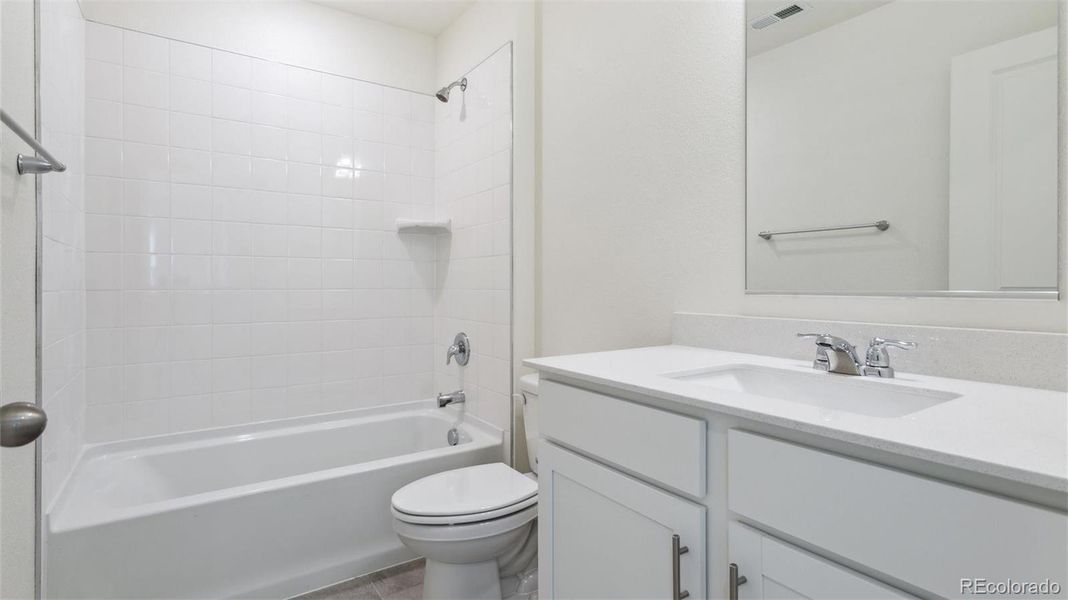 Furnished interior view inside a new home in Silver Peaks, Lochbuie (Image 5).