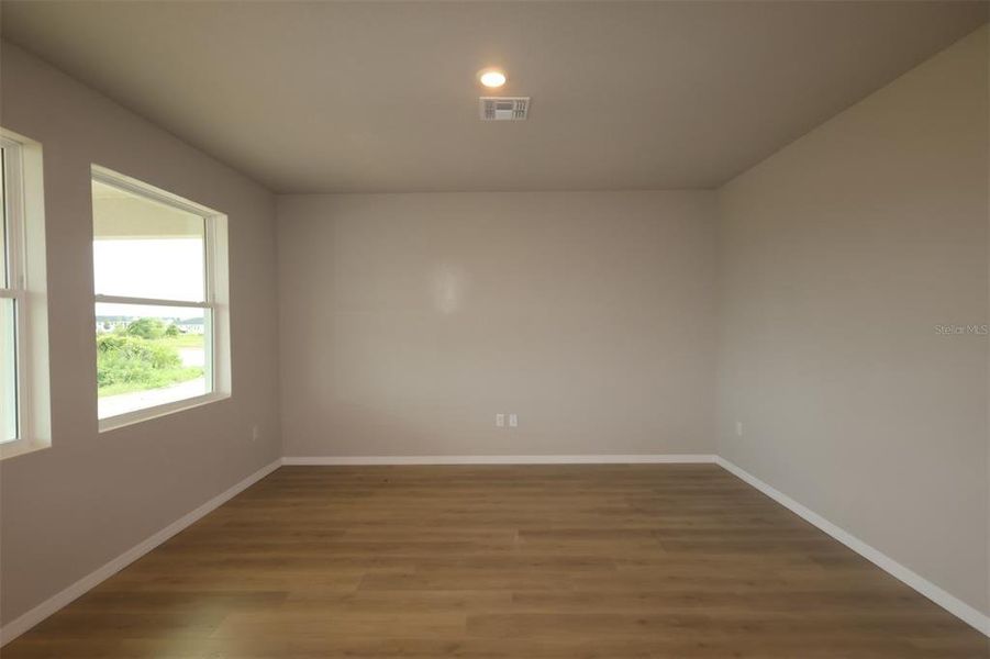 Spacious, unfurnished interior of a new home in Persimmon Place – Garden Series, Wesley Chapel (Image 9).
