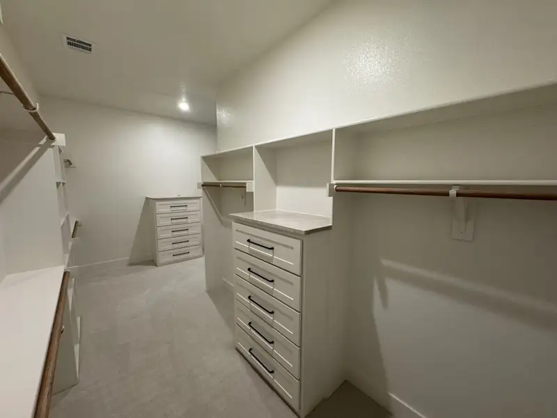 Image 23 of a home in Summit Ranch. Image 23 of a home in Summit Ranch.