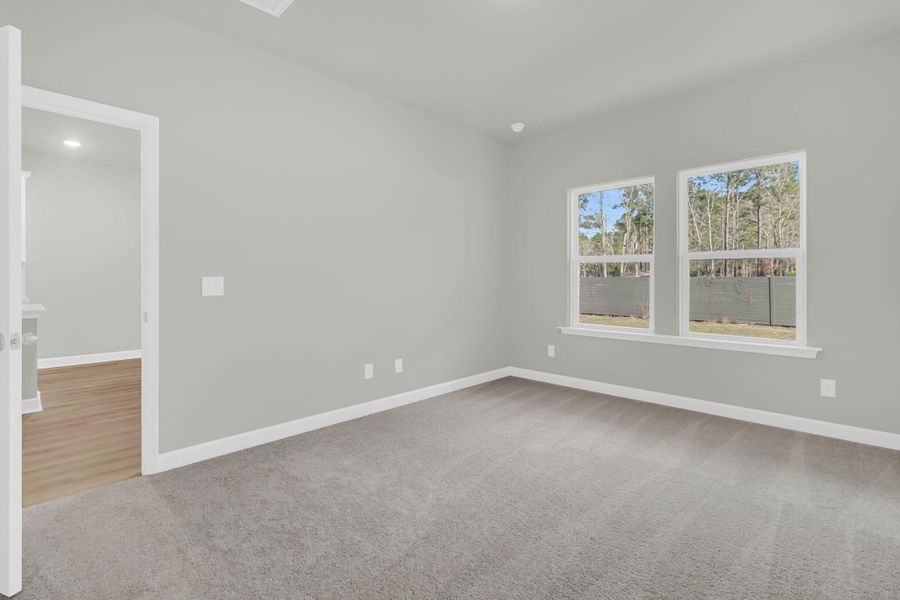 Spacious, unfurnished interior of a new home in Hammock Walk at Nexton, Summerville (Image 26).