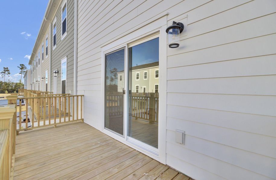 Exterior details and patio area of a home in Rhetts Cove, Johns Island (Image 2). Exterior details and patio area of a home in Rhetts Cove, Johns Island (Image 2).