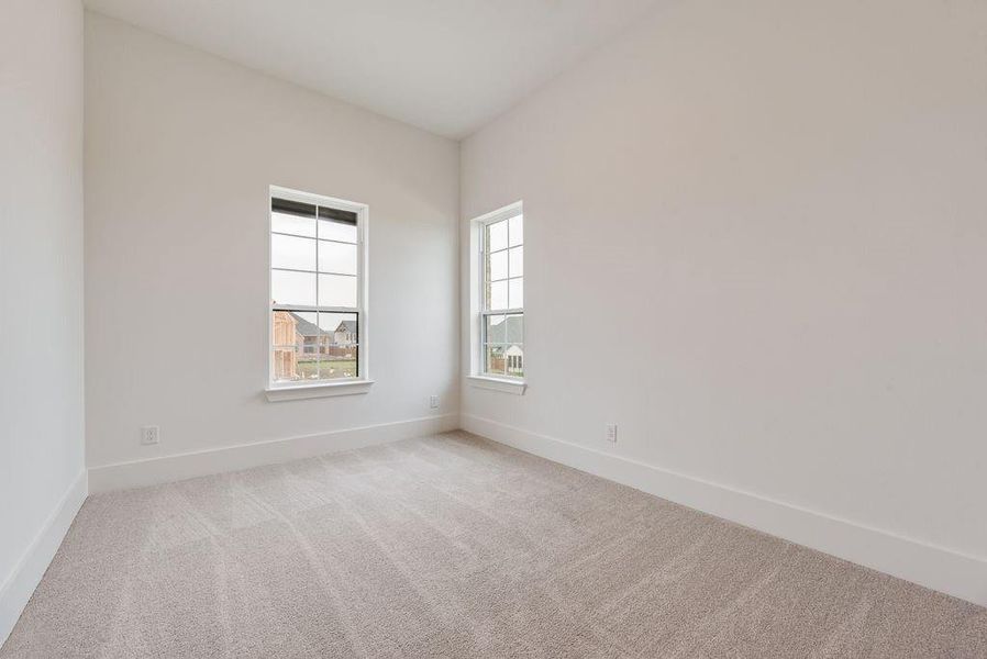 Spacious, unfurnished interior of a new home in Park Place, Prosper (Image 29).