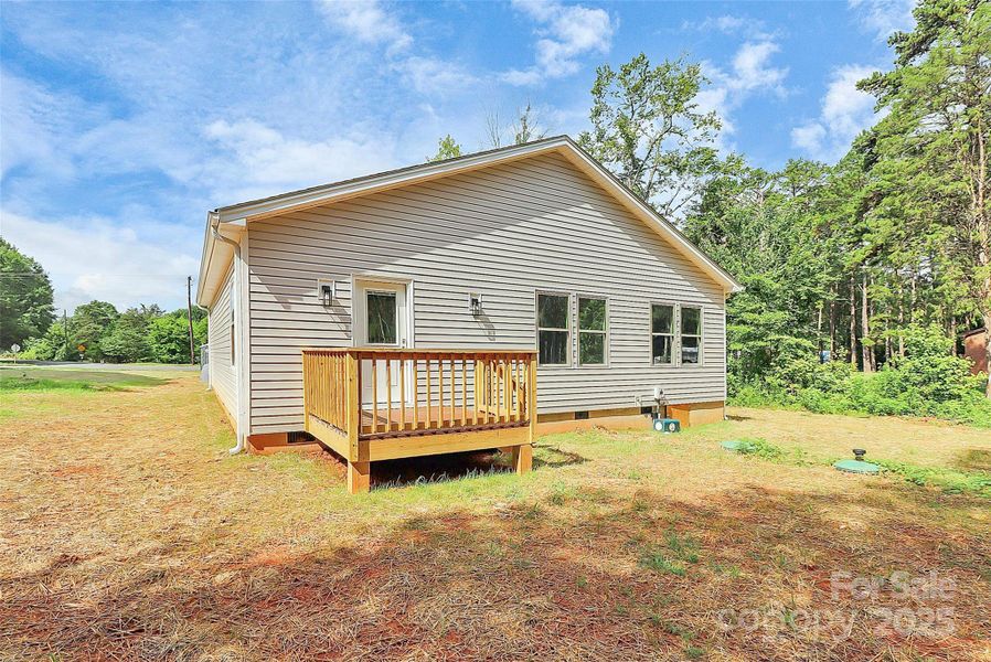 Exterior details and patio area of a home in , Rock Hill (Image 4).