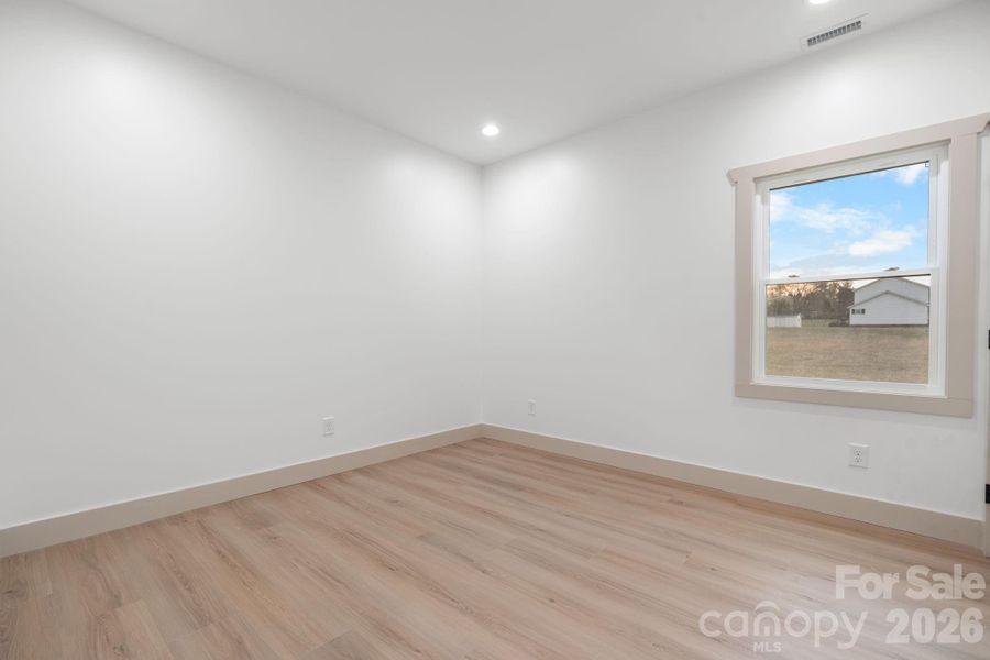 Spacious, unfurnished interior of a new home in , Taylorsville (Image 15). Spacious, unfurnished interior of a new home in , Taylorsville (Image 15).