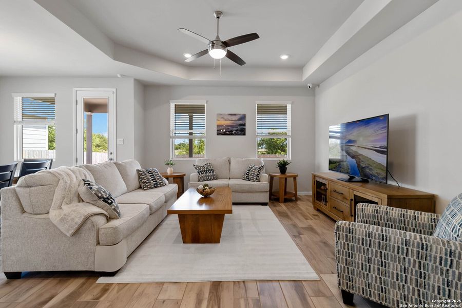 Furnished interior view inside a new home in Hannah Heights, Seguin (Image 16).