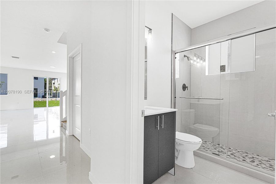 Furnished interior view inside a new home in , Miami (Image 47).